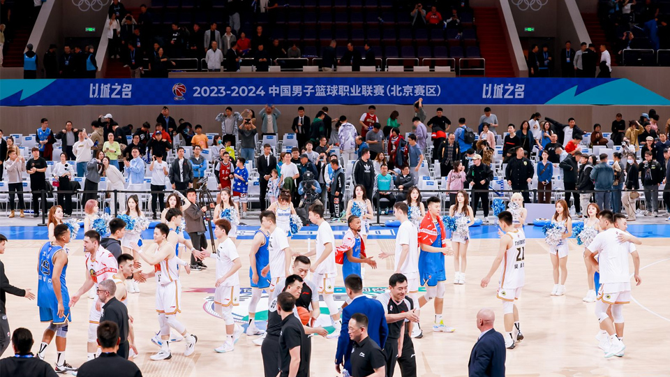 北京北汽男籃出征新賽季，首場“開門紅”